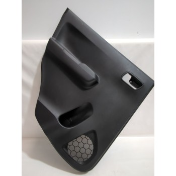 GUARNECIDO PUERTA TRASERA IZQUIERDA 8374162R0 