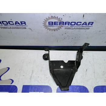 Recambio de soporte para mercedes-benz clase a (w169) 1.7 cat referencia OEM IAM A1696220028  