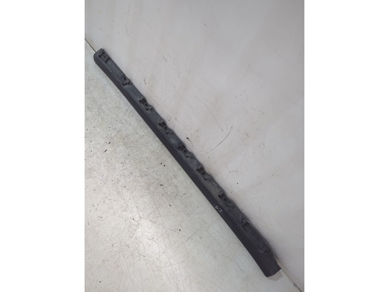 Recambio de faldon lateral para suzuki ignis iii (mf, ff) 1.2 (atk412) referencia OEM IAM 7724162R1  