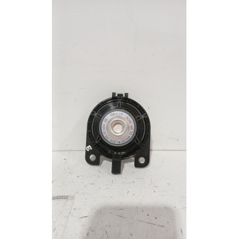 Recambio de altavoz para mazda 3 hatchback (bp) skyactiv-x m hybrid awd (bp2h) referencia OEM IAM BDGG66960  