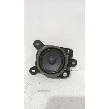 Recambio de altavoz para mazda 3 hatchback (bp) skyactiv-x m hybrid awd (bp2h) referencia OEM IAM BDGG66960  
