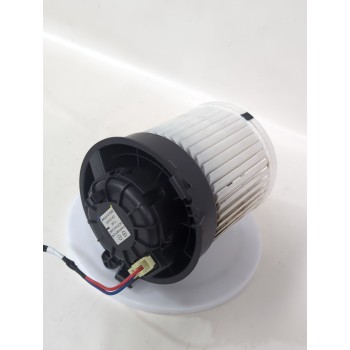 Recambio de motor calefaccion para ssangyong tivoli 1.5 referencia OEM IAM A144051085  