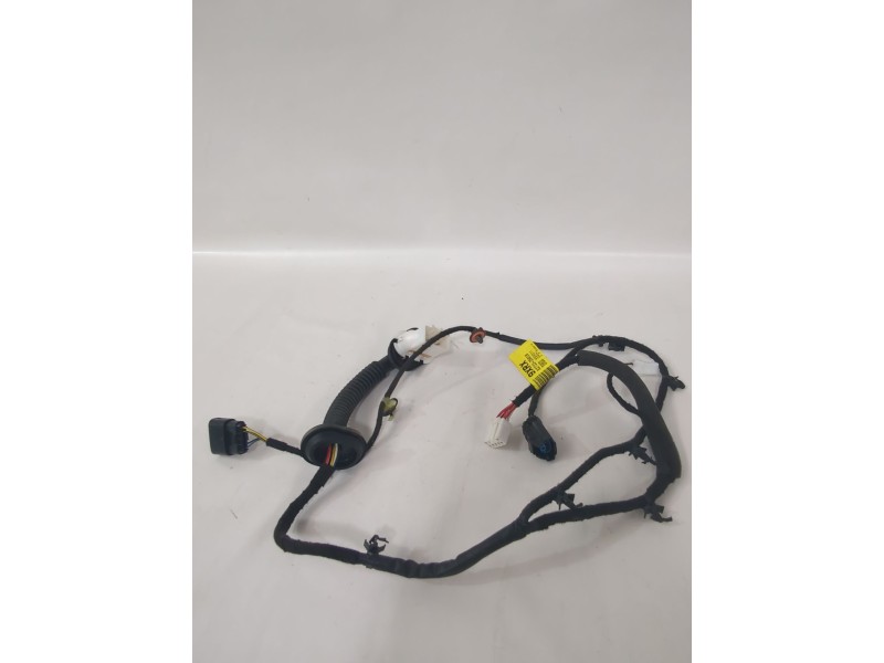 Recambio de cableado puerta para ssangyong tivoli 1.5 referencia OEM IAM 8273335010  