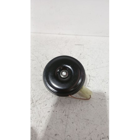 Recambio de claxon para mazda 3 hatchback (bp) skyactiv-x m hybrid awd (bp2h) referencia OEM IAM E94041  