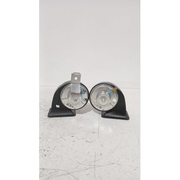Recambio de claxon para mazda 3 hatchback (bp) skyactiv-x m hybrid awd (bp2h) referencia OEM IAM E9004095  