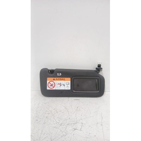 Recambio de parasol derecho para mazda 3 hatchback (bp) skyactiv-x m hybrid awd (bp2h) referencia OEM IAM NA1P69270B02  