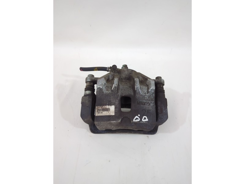 Recambio de pinza de freno delantera derecha para ssangyong tivoli 1.5 referencia OEM IAM BC412190/4FG  