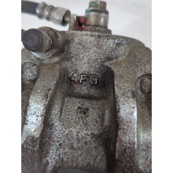 Recambio de pinza de freno delantera derecha para ssangyong tivoli 1.5 referencia OEM IAM BC412190/4FG  