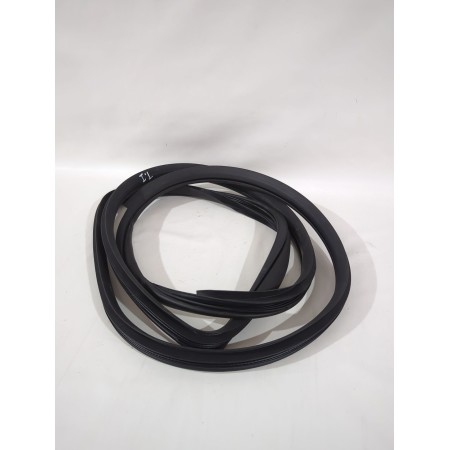 Recambio de gomas contorno puerta para ssangyong tivoli 1.5 referencia OEM IAM KPT20A1Y1SP426139  