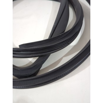 Recambio de gomas contorno puerta para ssangyong tivoli 1.5 referencia OEM IAM KPT20A1Y1SP426139  