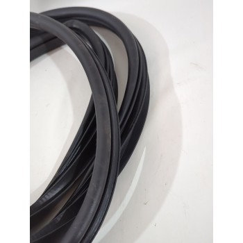 Recambio de gomas contorno puerta para ssangyong tivoli 1.5 referencia OEM IAM KPT20A1Y1SP426139  