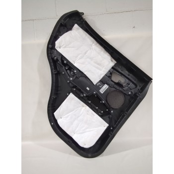 Recambio de guarnecido puerta trasera derecha para ssangyong tivoli 1.5 referencia OEM IAM 7322035000  
