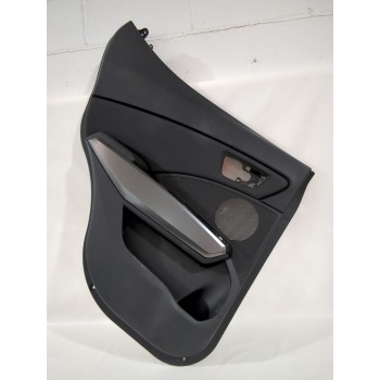 Recambio de guarnecido puerta trasera izquierda para ssangyong tivoli 1.5 referencia OEM IAM 7321035000  
