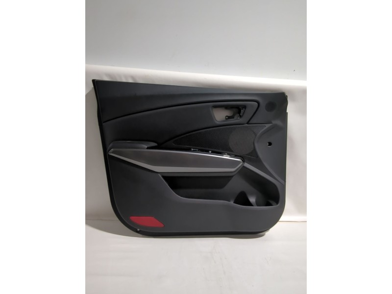 Recambio de guarnecido puerta delantera izquierda para ssangyong tivoli 1.5 referencia OEM IAM 7221135010/7223135010  