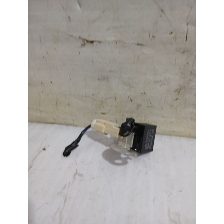 Recambio de amplificador de antena para toyota auris (_e15_) 1.33 dual-vvti (nre150_) referencia OEM IAM 9098005357  