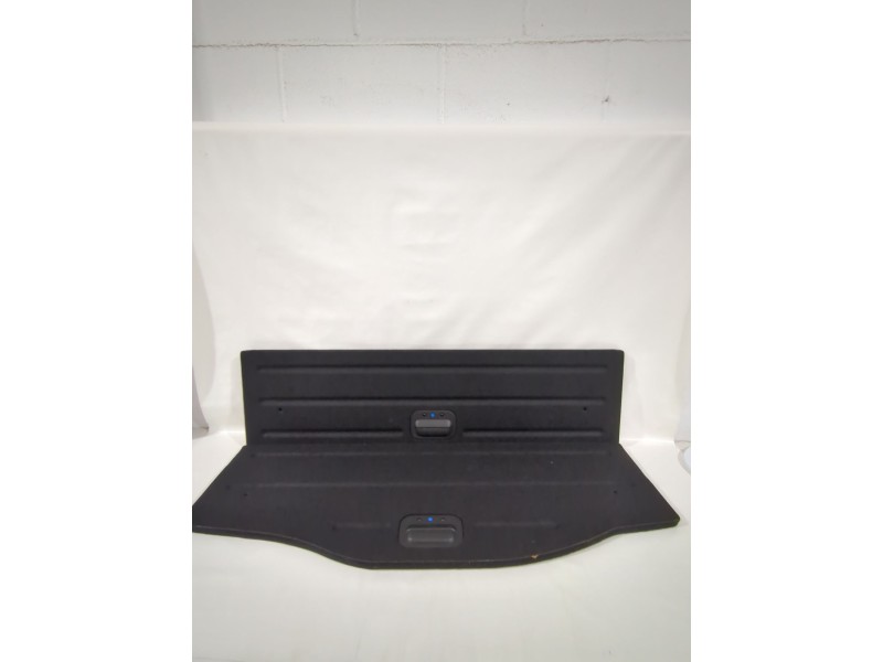 Recambio de suelo maletero para ssangyong tivoli 1.5 referencia OEM IAM 7686135870/7686135880  