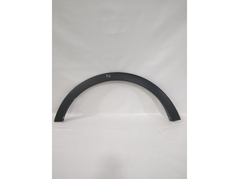 Recambio de aletin trasero derecho para ssangyong tivoli 1.5 referencia OEM IAM 7954035100  