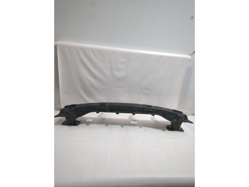 Recambio de refuerzo paragolpes trasero para ssangyong tivoli 1.5 referencia OEM IAM 7885135050  
