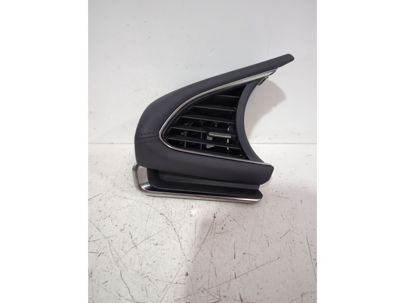 Recambio de rejilla aireadora para mazda 3 hatchback (bp) skyactiv-x m hybrid awd (bp2h) referencia OEM IAM AVDGJ64830B02AP  