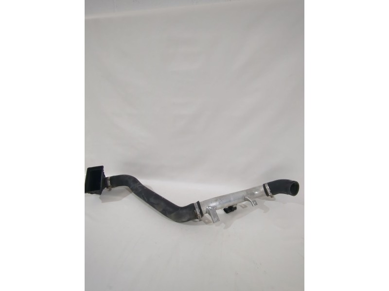 Recambio de tubo para ssangyong tivoli 1.5 referencia OEM IAM 2382037301  