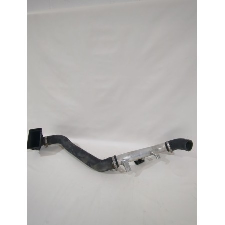 Recambio de tubo para ssangyong tivoli 1.5 referencia OEM IAM 2382037301  