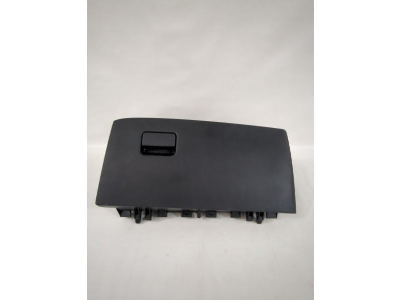 Recambio de guantera para toyota yaris cross (mxp_) 1.5 hybrid (mxpj10) referencia OEM IAM 116746A0  