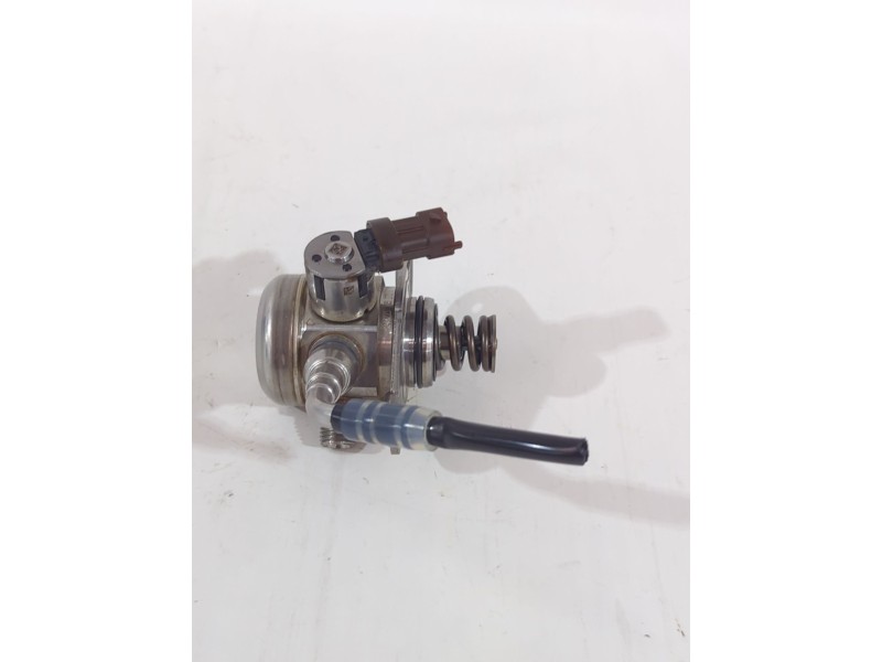 Recambio de bomba combustible para ssangyong tivoli 1.5 referencia OEM IAM A1750700001  