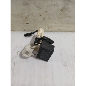 Recambio de amplificador de antena para toyota auris (_e15_) 1.33 dual-vvti (nre150_) referencia OEM IAM 9098005357  