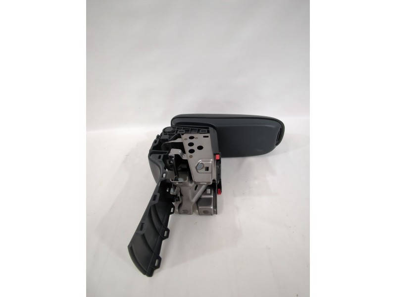 Recambio de apoyabrazos central para toyota yaris cross (mxp_) 1.5 hybrid (mxpj10) referencia OEM IAM 58857k0020  