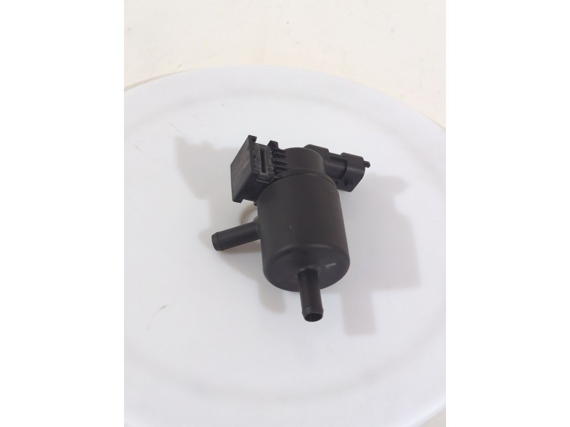 Recambio de bomba limpia para ssangyong tivoli 1.5 referencia OEM IAM A1751410060  