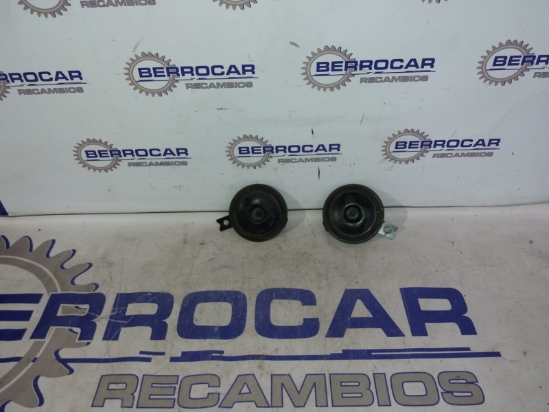 Recambio de claxon para kia sorento 2.5 crdi cat referencia OEM IAM 28R000033  