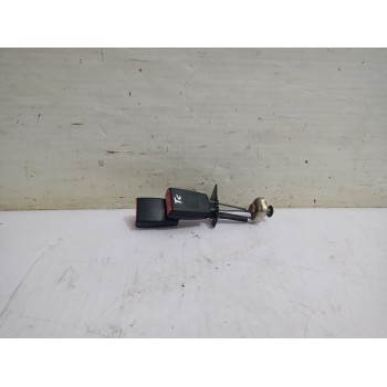 ENGANCHE CINTURON TRASERO CENTRAL 3B0857739C 