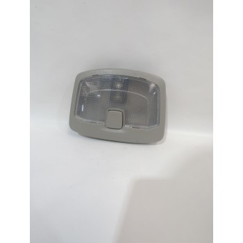 Recambio de luz interior para ssangyong tivoli 1.5 referencia OEM IAM 8372034000  