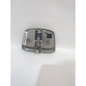 Recambio de luz interior para ssangyong tivoli 1.5 referencia OEM IAM 8372034000  