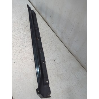Recambio de faldon lateral para lexus ct (zwa10_) 200h (zwa10_) referencia OEM IAM 7586076010  
