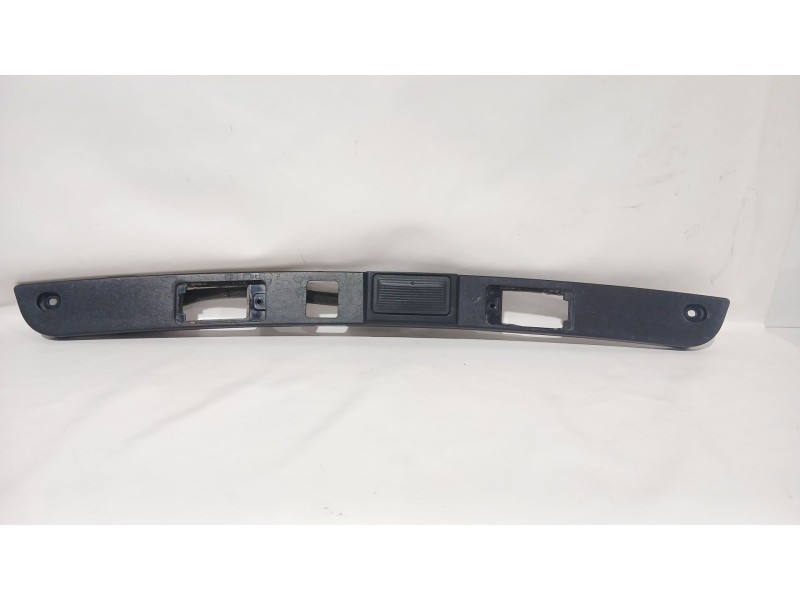 Recambio de maneta exterior porton para ssangyong tivoli 1.5 referencia OEM IAM 8388035000  