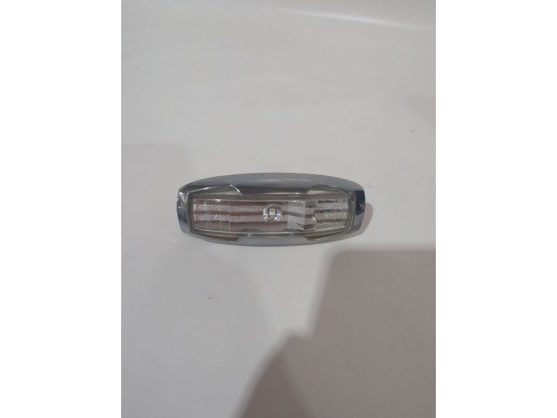 Recambio de piloto lateral izquierdo para ssangyong tivoli 1.5 referencia OEM IAM 834000810  