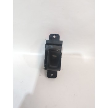 Recambio de mando elevalunas delantero derecho para ssangyong tivoli 1.5 referencia OEM IAM 299139582  