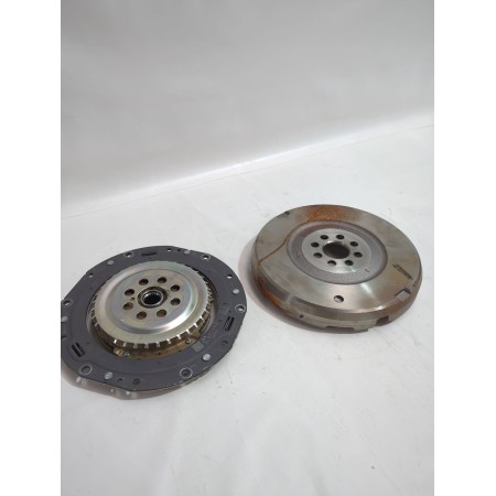 Recambio de kit embrague para toyota yaris cross (mxp_) 1.5 hybrid (mxpj10) referencia OEM IAM 3L062262/JTDKBABB90A371692  