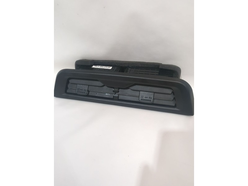Recambio de rejilla aireadora para ssangyong tivoli 1.5 referencia OEM IAM 6966035200  
