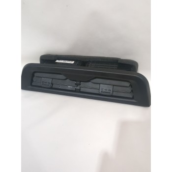 Recambio de rejilla aireadora para ssangyong tivoli 1.5 referencia OEM IAM 6966035200  