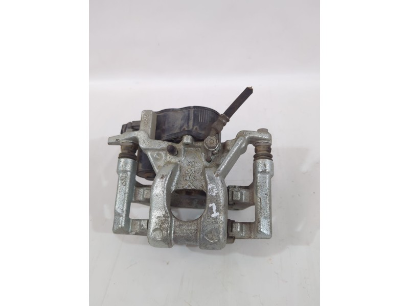 Recambio de pinza de freno trasera derecha para toyota yaris cross (mxp_) 1.5 hybrid (mxpj10) referencia OEM IAM 478300D080  