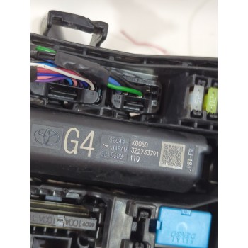 Recambio de caja reles / fusibles para toyota yaris cross (mxp_) 1.5 hybrid (mxpj10) referencia OEM IAM 826443810003  