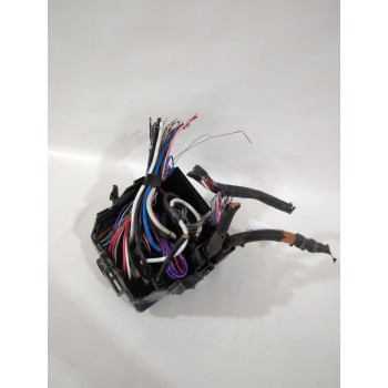 Recambio de caja reles / fusibles para toyota yaris cross (mxp_) 1.5 hybrid (mxpj10) referencia OEM IAM 826443810003  