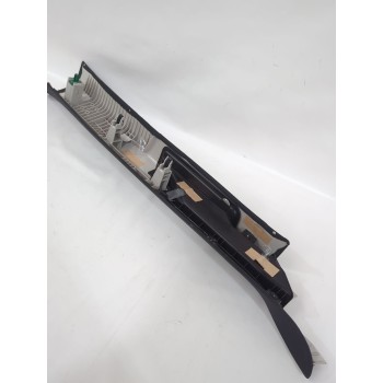 Recambio de moldura para mazda 3 hatchback (bp) skyactiv-x m hybrid awd (bp2h) referencia OEM IAM BCJHT1172  