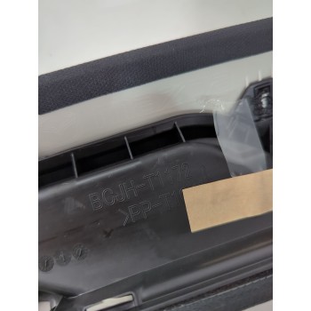 Recambio de moldura para mazda 3 hatchback (bp) skyactiv-x m hybrid awd (bp2h) referencia OEM IAM BCJHT1172  