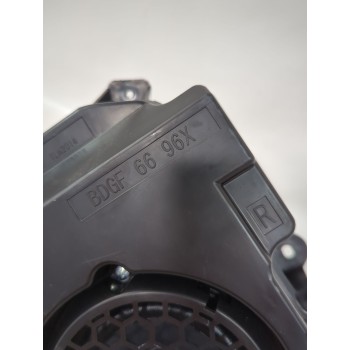 Recambio de altavoz para mazda 3 hatchback (bp) skyactiv-x m hybrid awd (bp2h) referencia OEM IAM BDGF6696X  