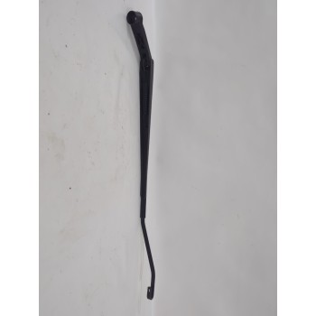Recambio de brazo limpia delantero derecho para toyota avensis (_t25_) 1.8 (zzt251_) referencia OEM IAM 8521105070  