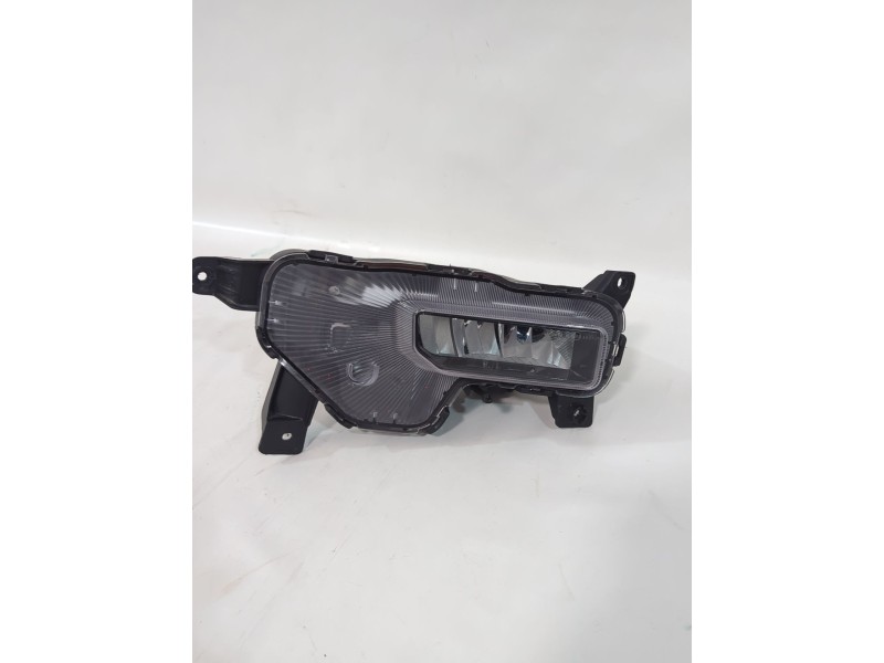 Recambio de faro antiniebla derecho para kia niro (sg2) hybrid concept referencia OEM IAM 92202AT  