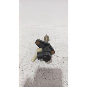Recambio de bombin embrague para toyota avensis (_t25_) 1.8 (zzt251_) referencia OEM IAM 3142005021  